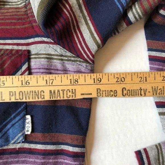 ROXY Striped Button Up - Picture 5 of 9